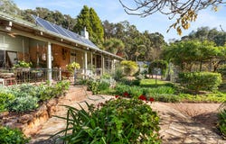 231 Albany Highway, Bedfordale, WA 6112