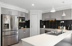 14 Neale Road, Morayfield, Qld 4506