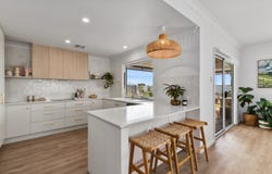 2 Rupara Road, North Beach, SA 5556