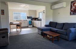 8 Ti-Tree Drive, Grassy, Tas 7256