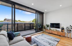 204/210 Alexandra Parade East, Clifton Hill, Vic 3068
