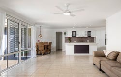 5 Sovereign Circuit, Pelican Waters, Qld 4551