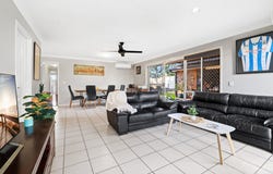 40 Open Drive, Arundel, Qld 4214