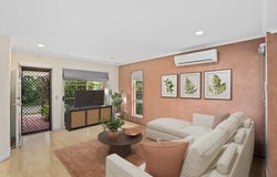2/59 Paddington Drive, Carrara, Qld 4211