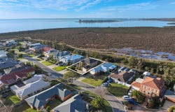 48 Warranqite Crescent, Hastings, Vic 3915