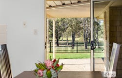 27 Fairway Drive, Meadowbrook, Qld 4131
