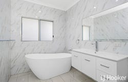 1 Delahunty Court, Desert Springs, NT 0870