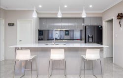 4 Mannikin Way, Maddington, WA 6109