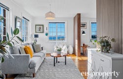 14 Marieville Esplanade, Sandy Bay, Tas 7005