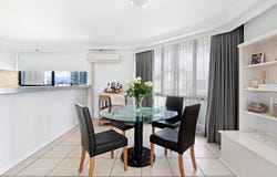 4a/30 Laycock Street, Surfers Paradise, Qld 4217
