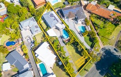 4 Bligh Court, Benowa, Qld 4217