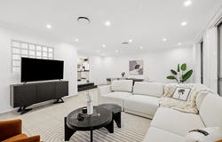 21 Lucinda Avenue, Georges Hall, NSW 2198