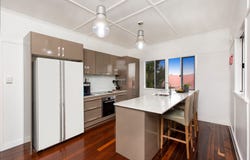 2 Buckley Street, Carina Heights, Qld 4152