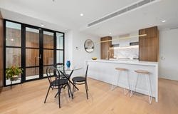 108/28 Linacre Road, Hampton, Vic 3188
