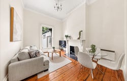 2/2A Auburn Grove, Hawthorn East, Vic 3123