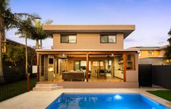 63 Scarborough Road, Redcliffe, Qld 4020