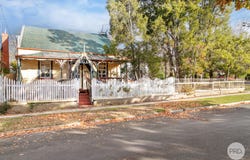 12 Raglan Street, Creswick, Vic 3363