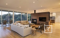 16 Dress Circle, Yallingup, WA 6282