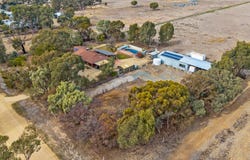 70 Sampsons Road, Numurkah, Vic 3636