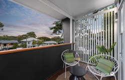 37 David Road, Holland Park, Qld 4121