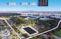 219 Southern Road, Heidelberg West, Vic 3081