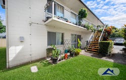 7/239-241 Lyons Street, Westcourt, Qld 4870