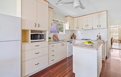 31 Pandanus Street, Cooee Bay, Qld 4703