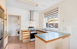 24B Armata Crescent, Frankston North, Vic 3200
