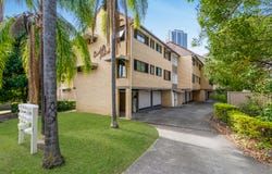 5/7 Lather Street, Southport, Qld 4215