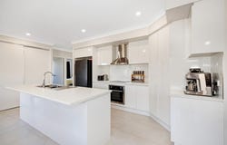 52 Pepperbush Circuit, Mount Low, Qld 4818