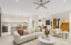 House 17/30 Oakview Circuit, Brookwater, Qld 4300