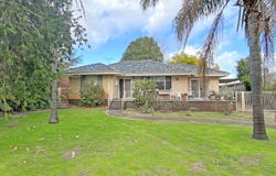 16 Jakobsons Way, Morley, WA 6062