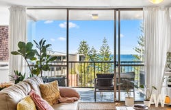 2/10 Ernest Street, Kings Beach, Qld 4551