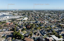 8 Lauriston Court, Cheltenham, Vic 3192