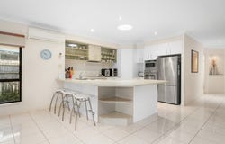 11 Jersey Place, Kawana Island, Qld 4575