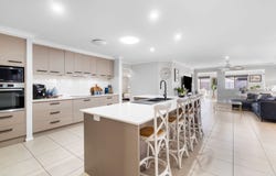 8 Maidenwell Road, Ormeau, Qld 4208