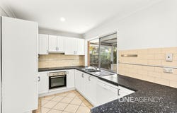 25 Macleay Place, Albion Park, NSW 2527