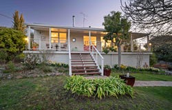 6 Hill Street, Clunes, Vic 3370