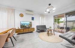 16 Woodgate Street, Oxley, Qld 4075
