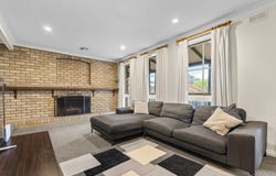 7 Angus Court, Eltham North, Vic 3095