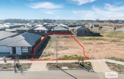 10 Gallic Way, Huntly, Vic 3551