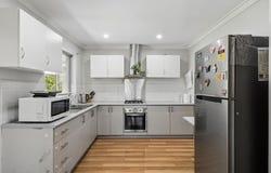 11 Reach Place, Huntingdale, WA 6110