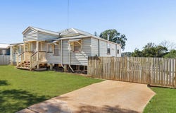 252 West Street, Kearneys Spring, Qld 4350