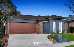 39 Falabela Road, Clyde North, Vic 3978