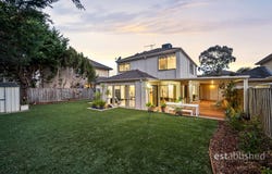 24 Tournament Drive, Sanctuary Lakes, Vic 3030