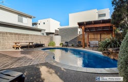 4/24 Redwood
Drive, Cowes, Vic 3922