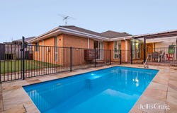 1 Whitsunday Court, Mount Martha, Vic 3934