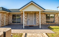 60 Mountain View Drive, Lavington, NSW 2641