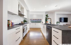 18 Falland Avenue, Nuriootpa, SA 5355