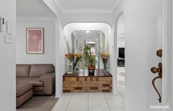 55 Blue Grass Crescent, Eight Mile Plains, Qld 4113